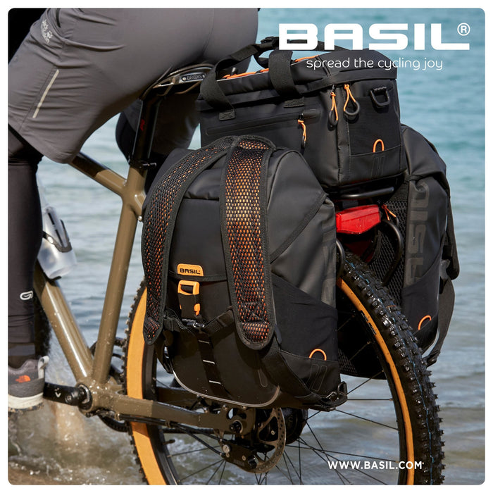 BASIL MILES TARPAULIN 8L bicycle trunk bag - black/orange - BASIL - Evelostore