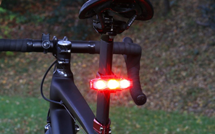 CATEYE VIZ450 rear light - CATEYE - Evelostore