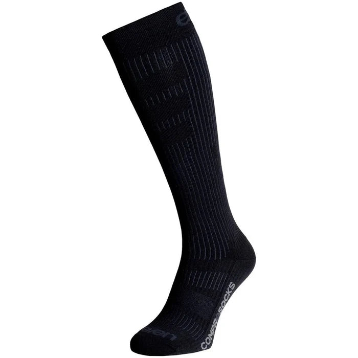 ELEVEN SPORTSWEAR ActivePulse Long compression socks - black - ELEVEN SPORTSWEAR - Evelostore