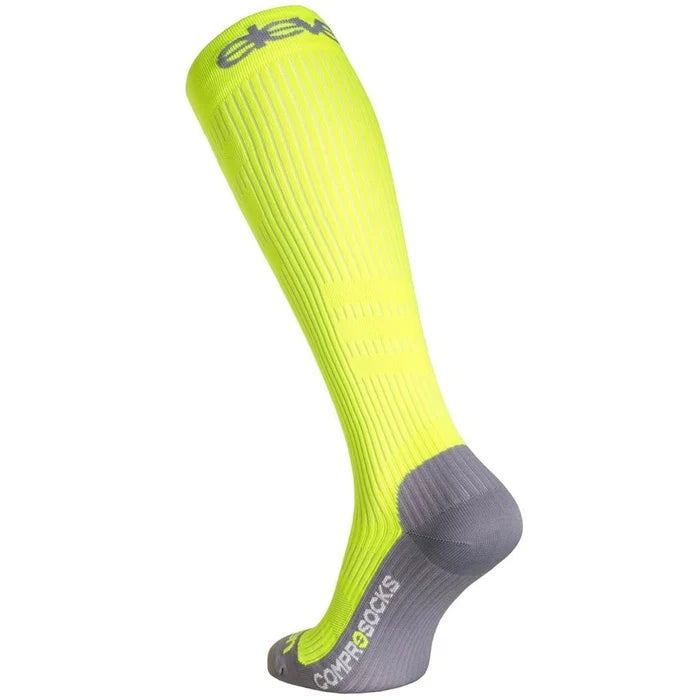 ELEVEN SPORTSWEAR ActivePulse Long compression socks - fluo - ELEVEN SPORTSWEAR - Evelostore