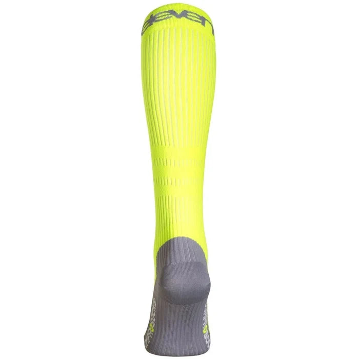 ELEVEN SPORTSWEAR ActivePulse Long compression socks - fluo - ELEVEN SPORTSWEAR - Evelostore