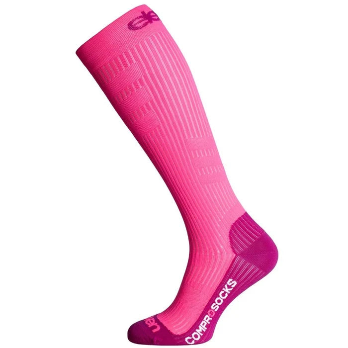 ELEVEN SPORTSWEAR ActivePulse Long compression socks - pink - ELEVEN SPORTSWEAR - Evelostore