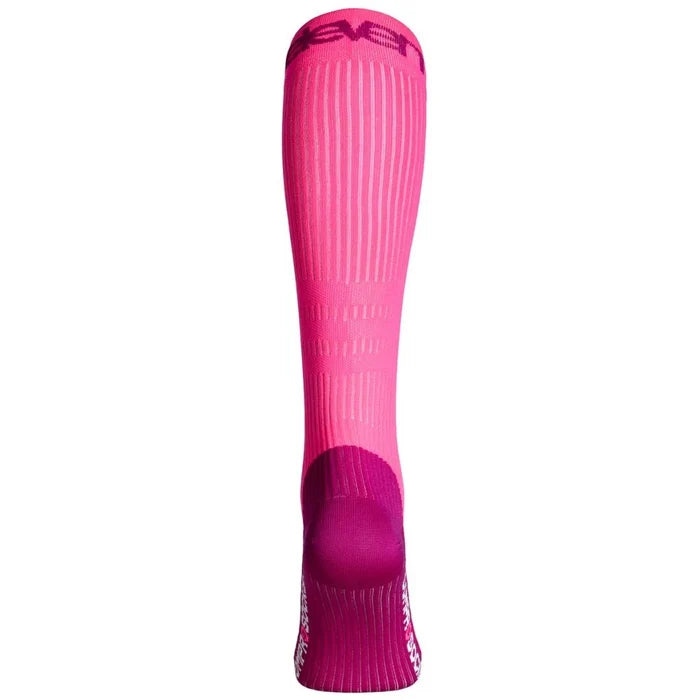 ELEVEN SPORTSWEAR ActivePulse Long compression socks - pink - ELEVEN SPORTSWEAR - Evelostore