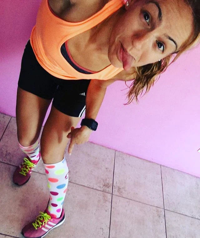 ELEVEN SPORTSWEAR DOTS Long compression socks - white