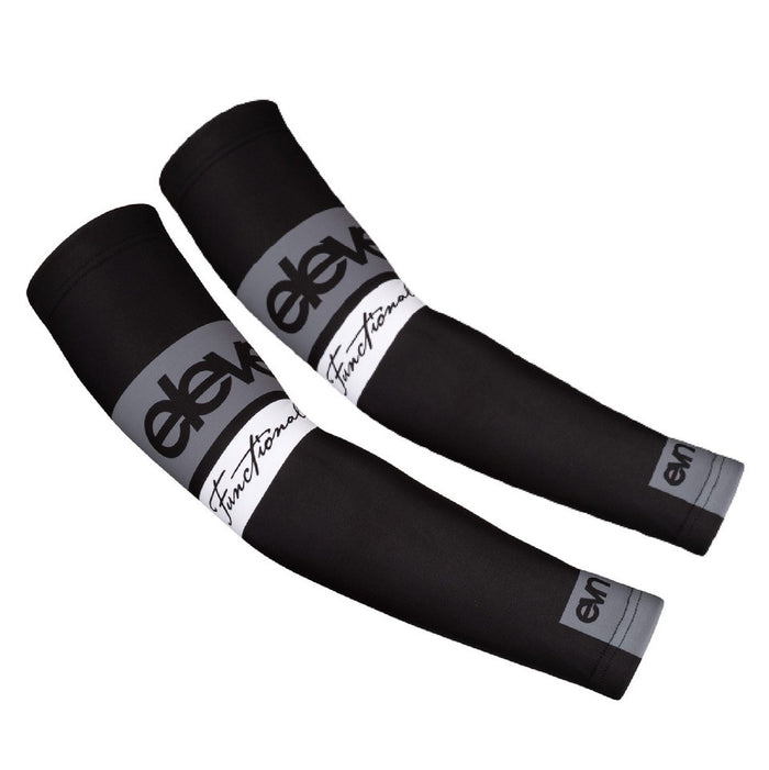ELEVEN SPORTSWEAR HOR arm warmers - grey - ELEVEN SPORTSWEAR - Evelostore