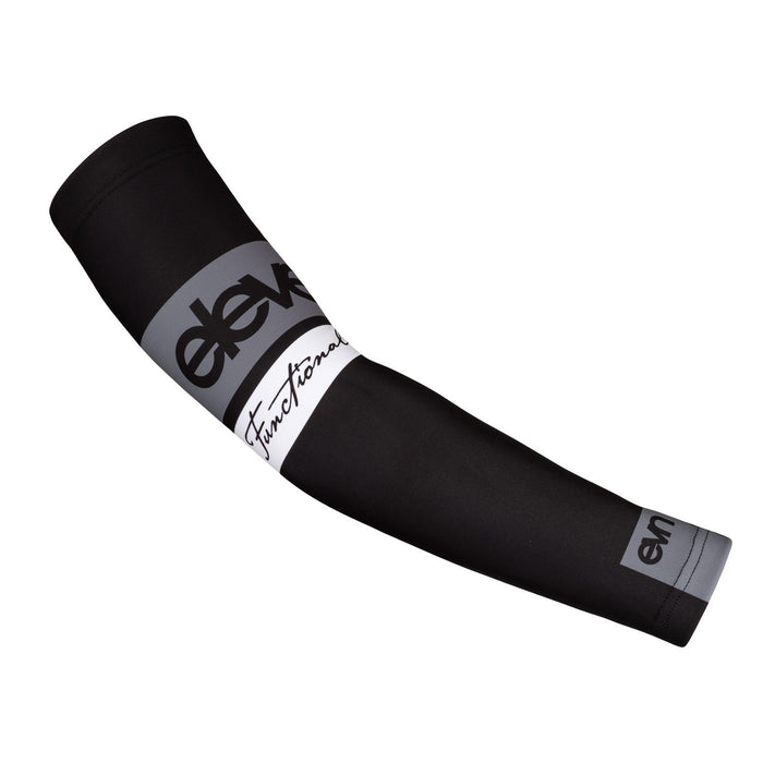 ELEVEN SPORTSWEAR HOR arm warmers - grey - ELEVEN SPORTSWEAR - Evelostore