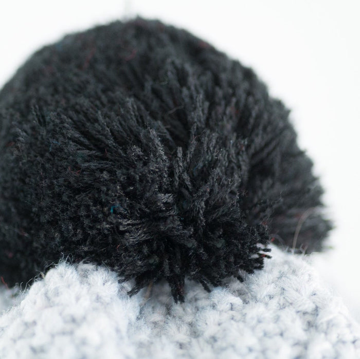 ELEVEN SPORTSWEAR Knitted beanie POM grey
