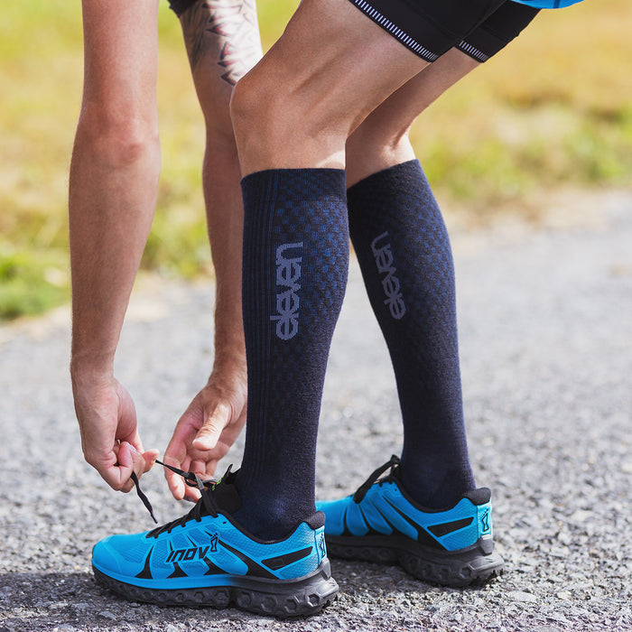 ELEVEN SPORTSWEAR Merino Long compression socks - blue