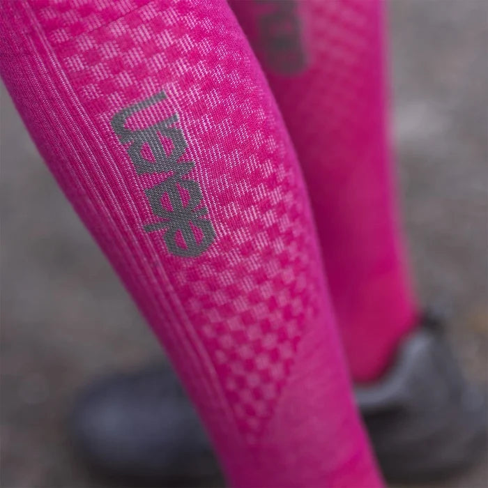 ELEVEN SPORTSWEAR Merino Long compression socks - fuschia