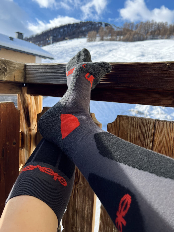 ELEVEN SPORTSWEAR Merino VASA Knee socks - black