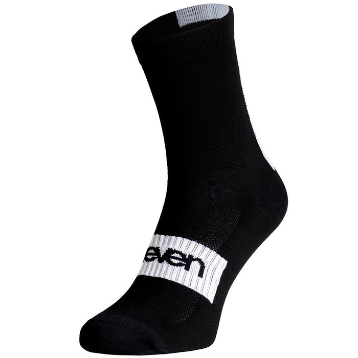 ELEVEN SPORTSWEAR Suuri Akiles socks - black