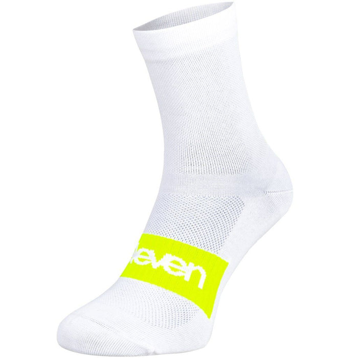 ELEVEN SPORTSWEAR Suuri Akiles socks - fluo