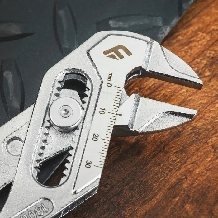FEEDBACK SPORTS Adjustable Pliers Wrench