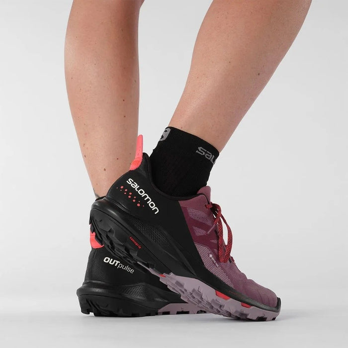 SALOMON OUTPULSE GTX W trail running shoes - violet/black/red