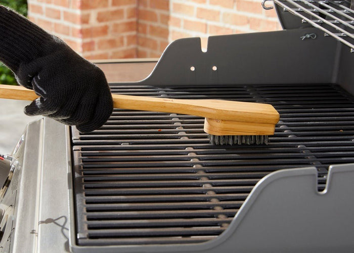 WEBER Grill Brush – Bamboo Handle, 46 cm, Stainless Steel Bristles, 6276 - WEBER - Evelostore